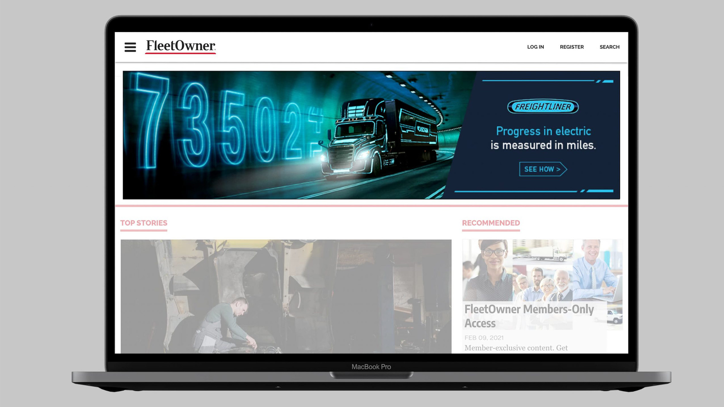 Freightliner digital advertisement on FleetOwner website